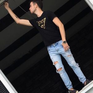 Meet your Posher, Isaac